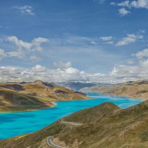 Himalayangorilla-Yamdrok-Lake (7)